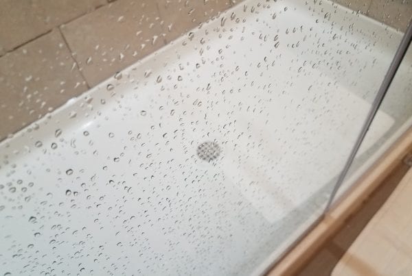 How to get water spots off glass shower doors