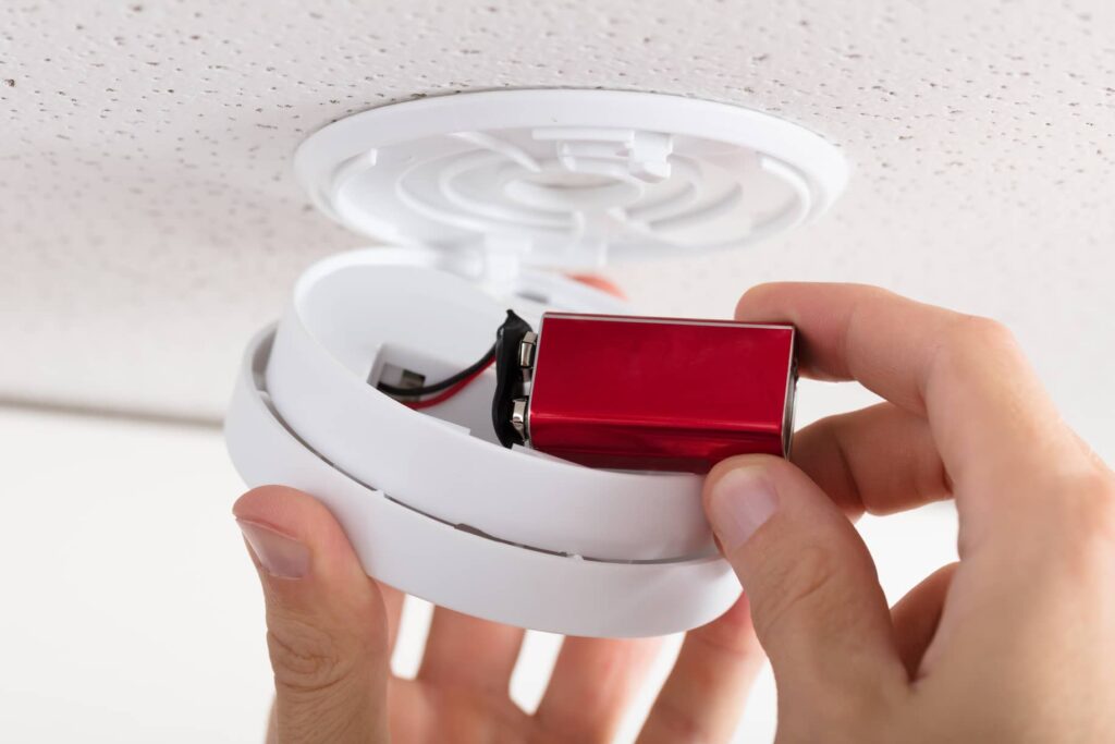 How To Test A Smoke Detector - All Coast Inspections